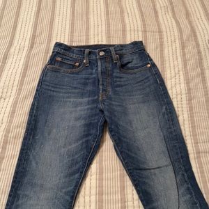 COPY - Levi’s 501 dark wash jean
